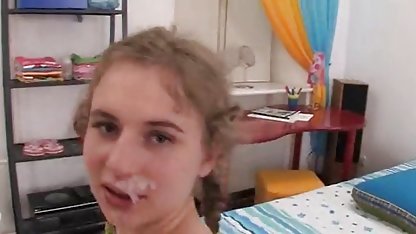 Pirang cantik dari DDF Network dengan tangkas indo gemuk xxx masturbasi