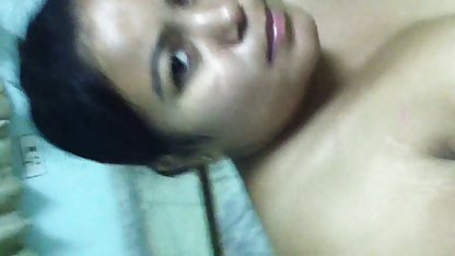 Brunette cantik menghisap indo bokep xxx com lingga untuk sopir taksi palsu