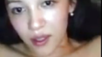 Lesbian muda yang indah indo sex pembantu meraba satu sama vagina pus lainnya