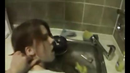 Debitur kacau untuk uang oleh dudes bokep indo toket montok Rusia