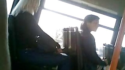 Nenek bejat bigo live indo xxx berhubungan seks dengan anak laki-laki yang dipompa
