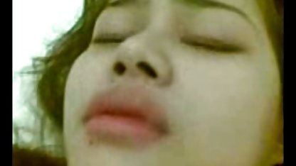 Istri selingkuh meniduri tetangganya sementara suaminya bokep indo tukar pasangan bekerja