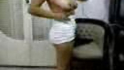 Pelacur dewasa menghisap ayam indo vs bule xxx karet di mesin seks