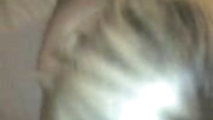 Gadis ditutup di kamar tidur dan menjilat vaginanya new indo xxx