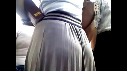 Kekasih muda indo sex student itu menyerah pada ayah kaya