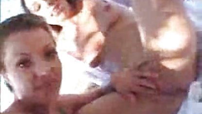 Dua pacar bercinta dengan bokep tante2 indo cowok muda