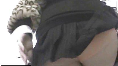 Pirang Busty mengatur striptis viral indo porn yang mengagumkan