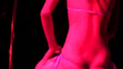 Nenek tua melakukan blowjob dalam indo hot sex porno nyata
