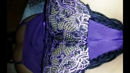 Ibu rumah indo sex hot tangga berhubungan seks dengan tukang ledeng